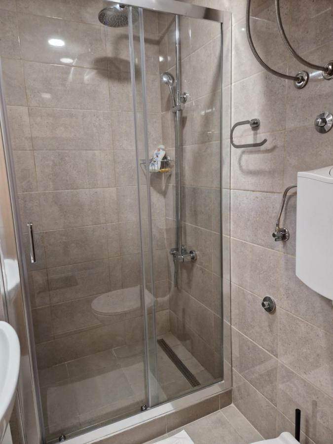 Sofia Apartment Sajmiste Ngoại thất bức ảnh